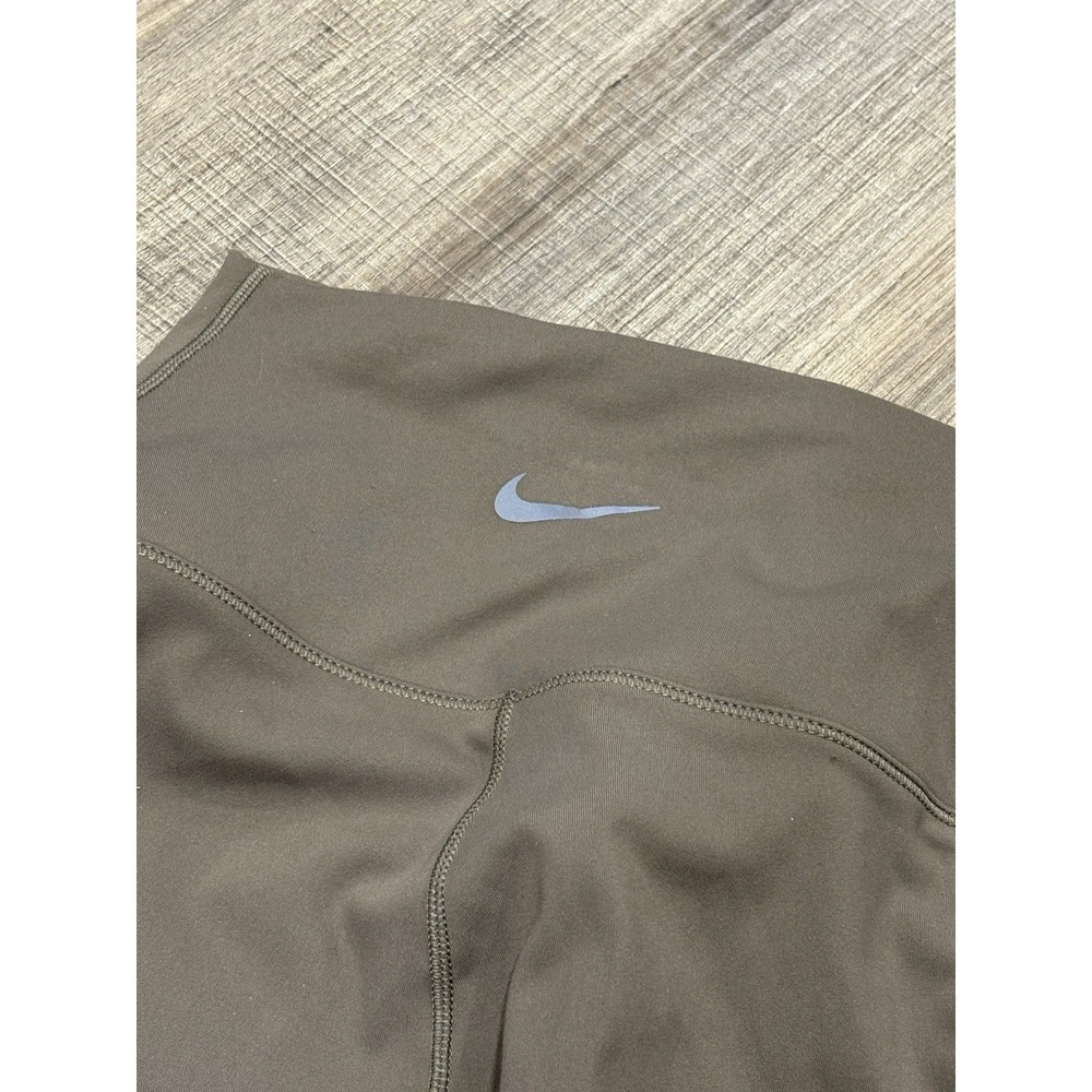 Nike‎ Women's High Waisted Biker Shorts Olive Green Size XS Stretch Performance